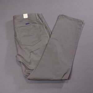 UNTUCKit Don Santiago Pants Mens Gray Chino Straight Fit Flat Fronts 34 X 32 NWT